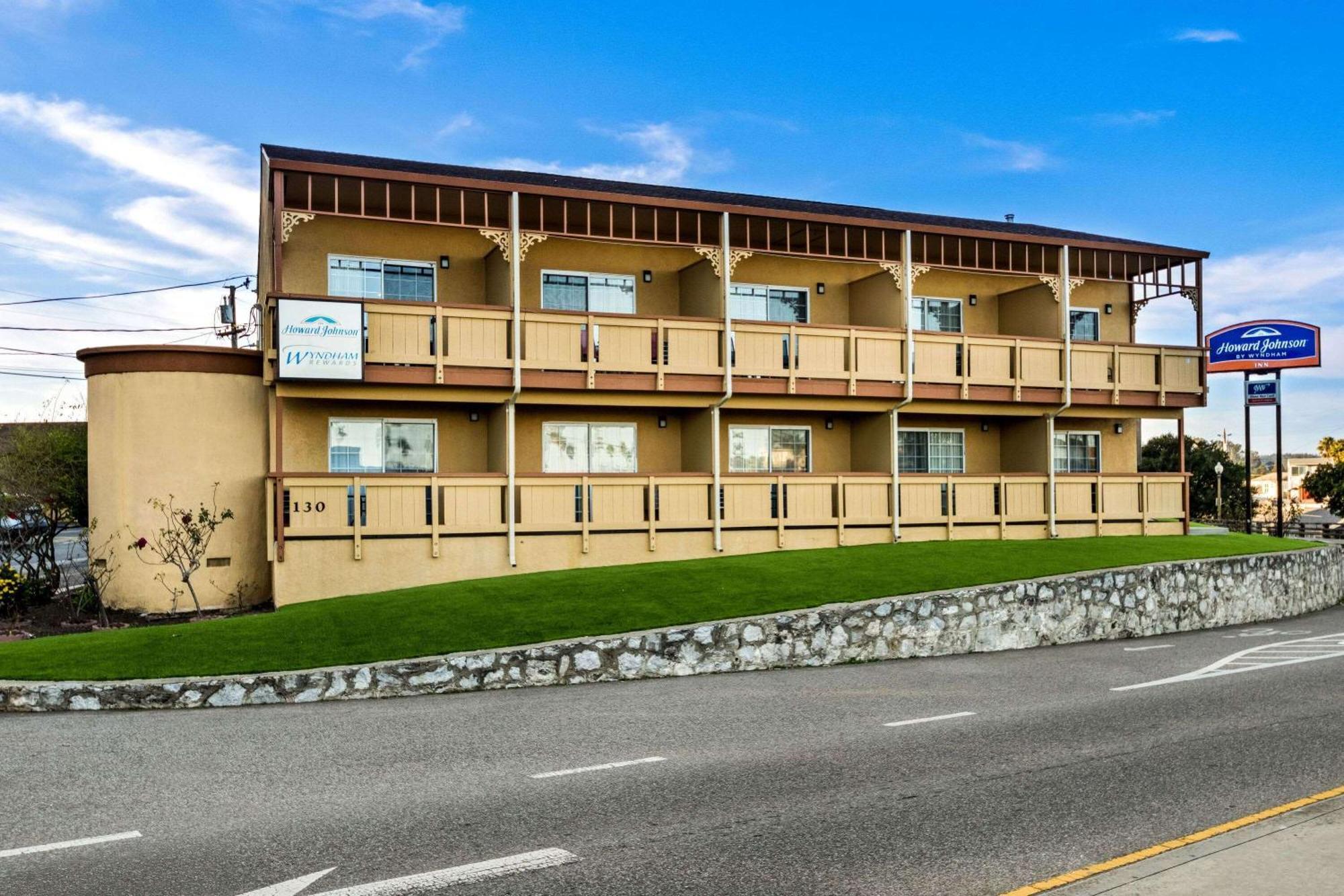 Howard Johnson By Wyndham Santa Cruz Beach Boardwalk Exterior foto